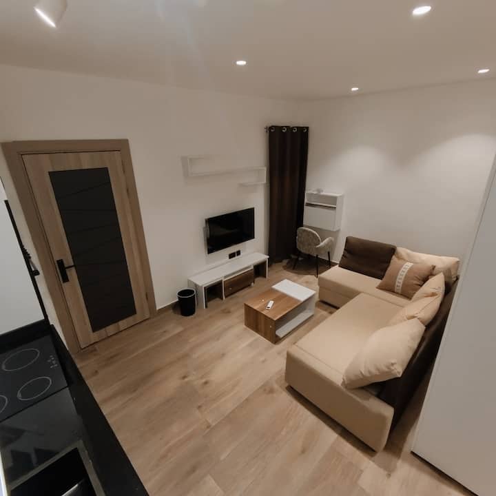 Urban Bliss Studio @Osu +Free Airport Pickup